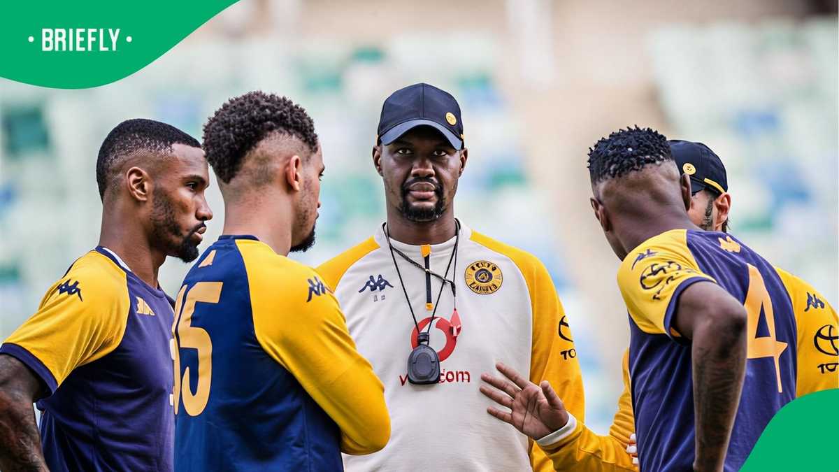 Kaizer Chiefs react after angry fans march to Naturena demanding Kaze ...