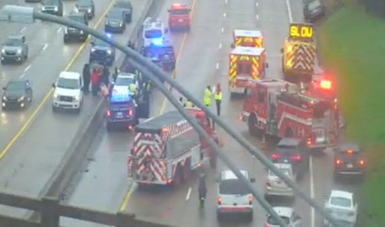 6 rushed to hospital after crash on I-240, MPD says