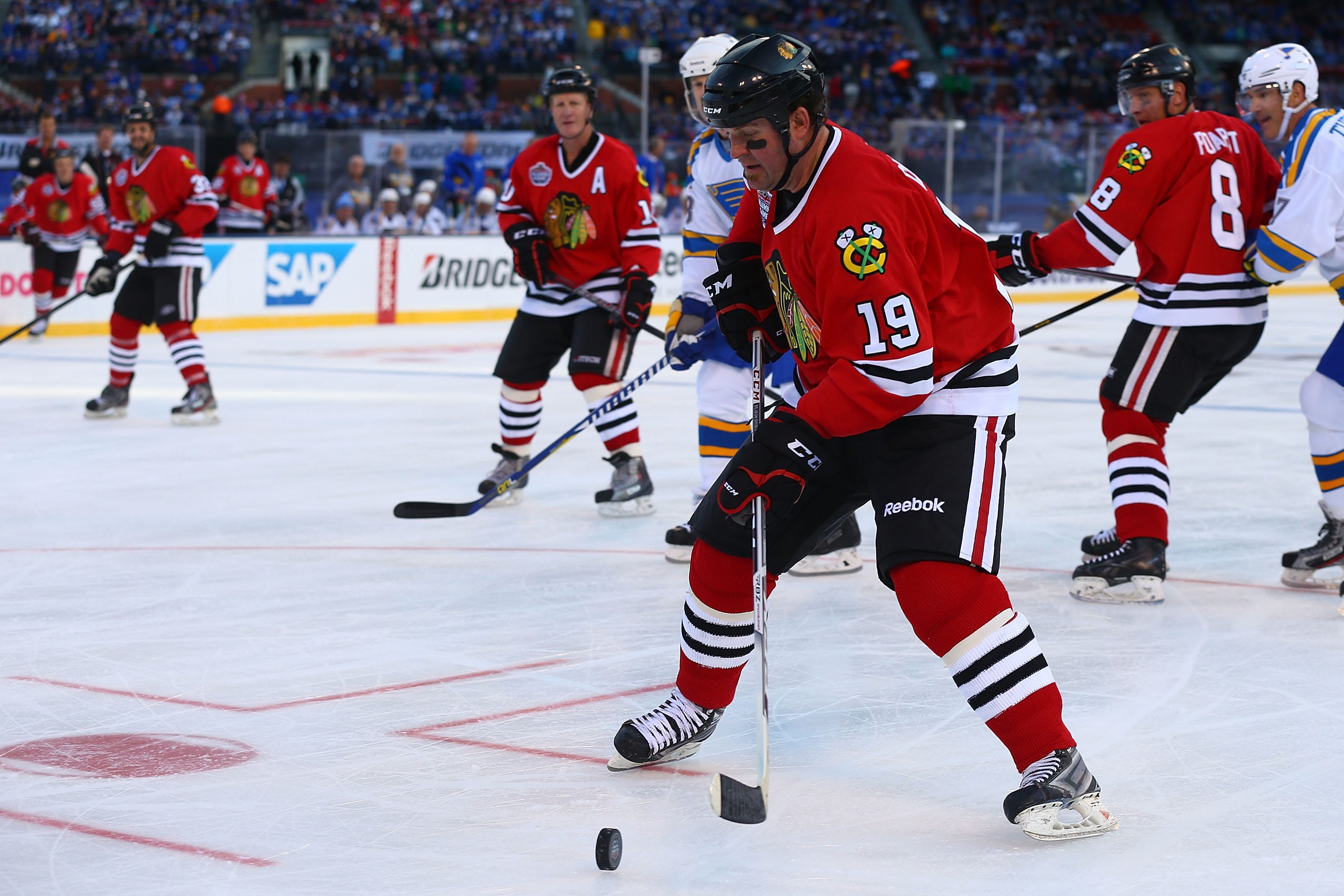 Troy Murray, longtime Blackhawks player and radio analyst, dies at 63<br>