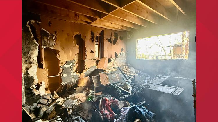 Early morning apartment fire in Rancho Cordova displaces families | Update