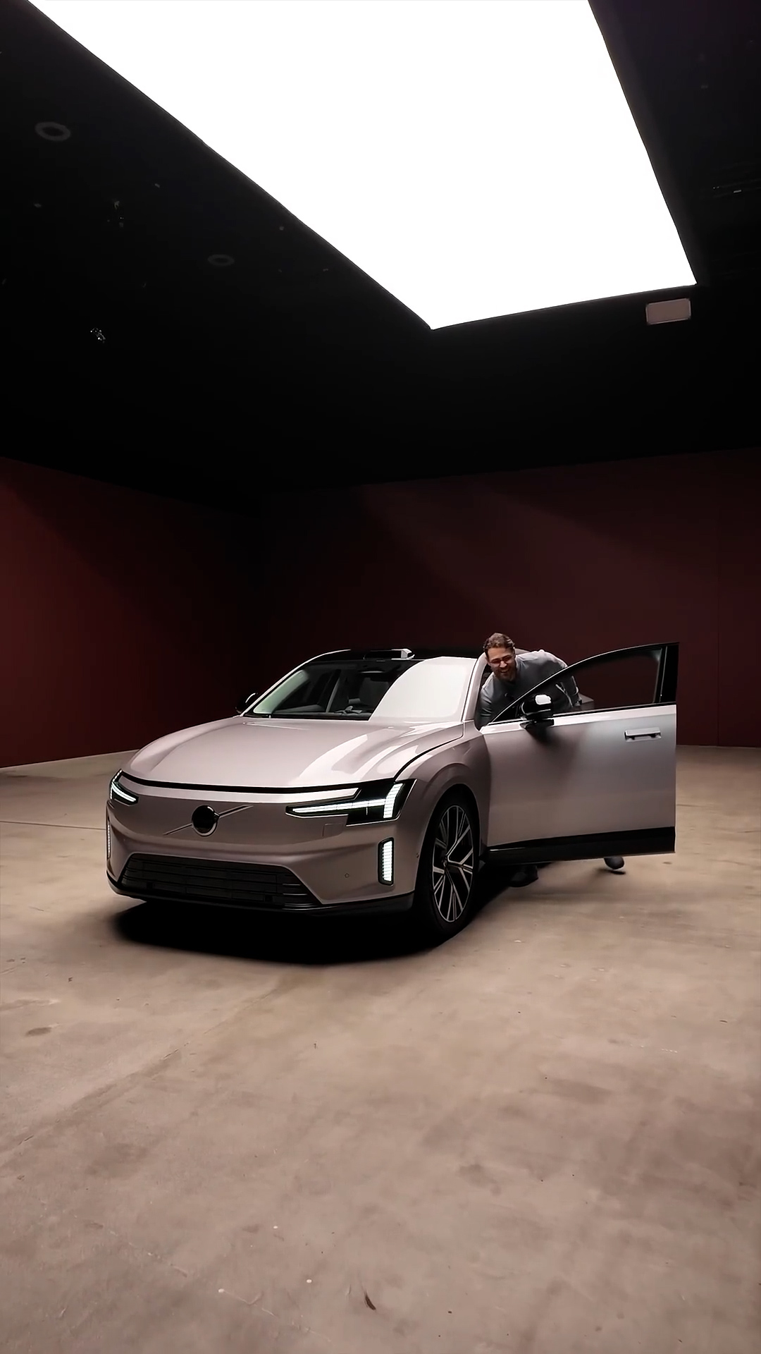 First look at the Volvo ES90 electric sedan