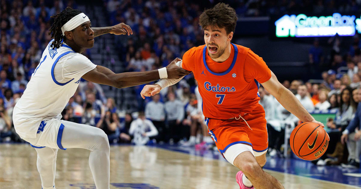 Controversial nocall kills late Kentucky comeback bid against Florida