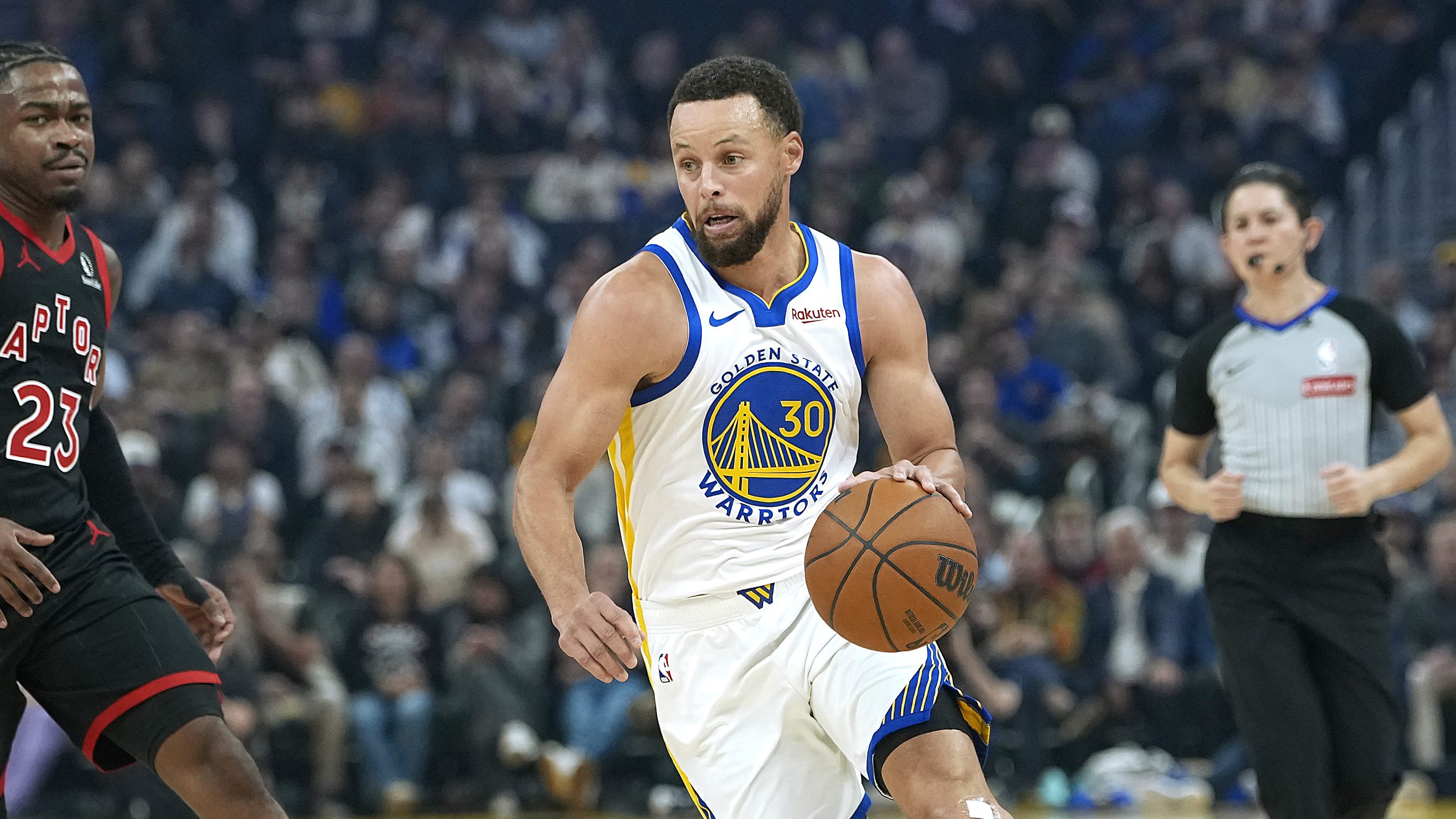 Is Steph Curry playing tonight? Latest injury news for Warriors vs Thunder