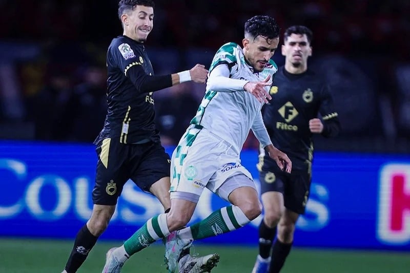 Botola : Le Raja consolide sa place de leader, l'AS FAR se contente d ...