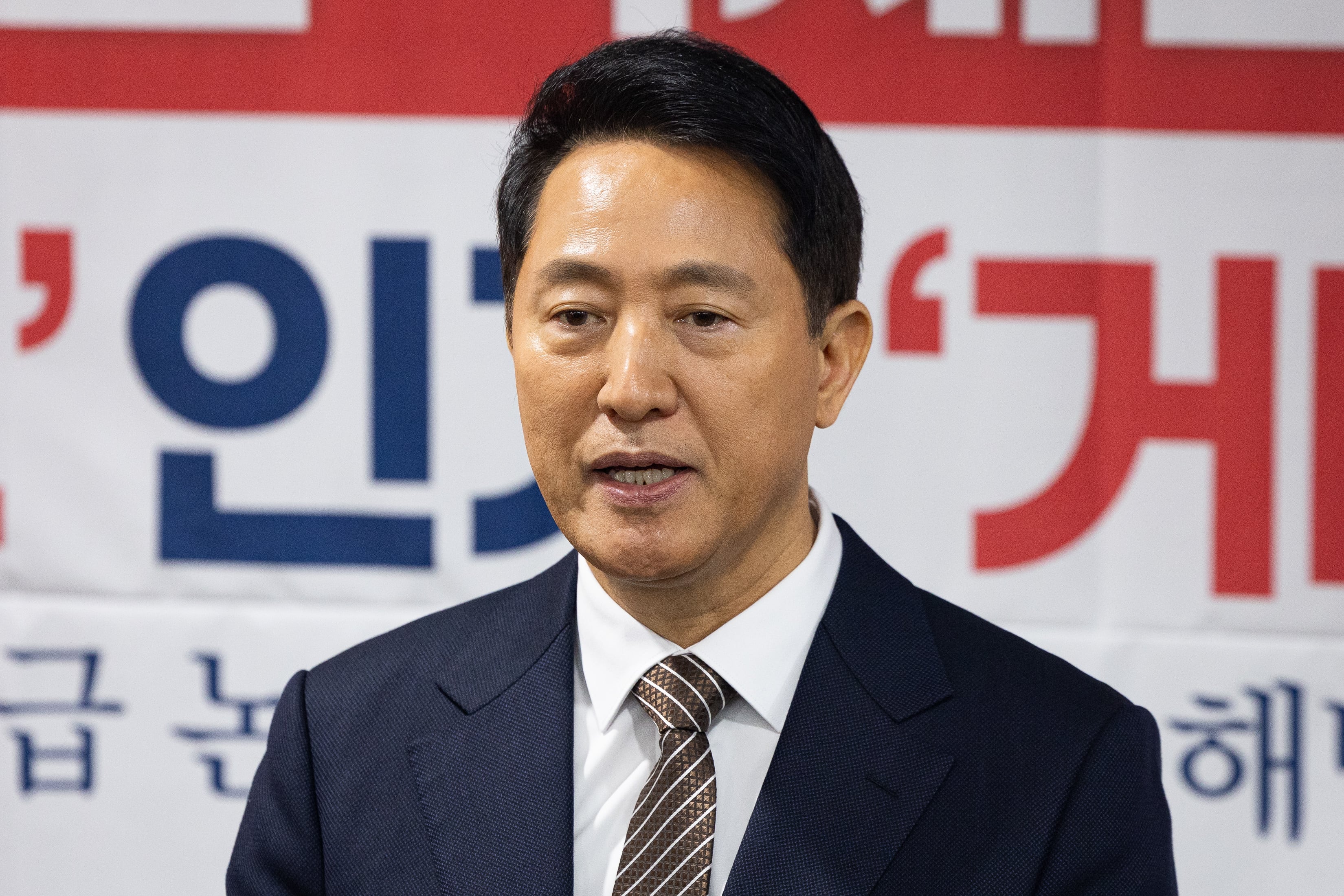 Seoul mayor Oh Se-hoon withholds candidacy