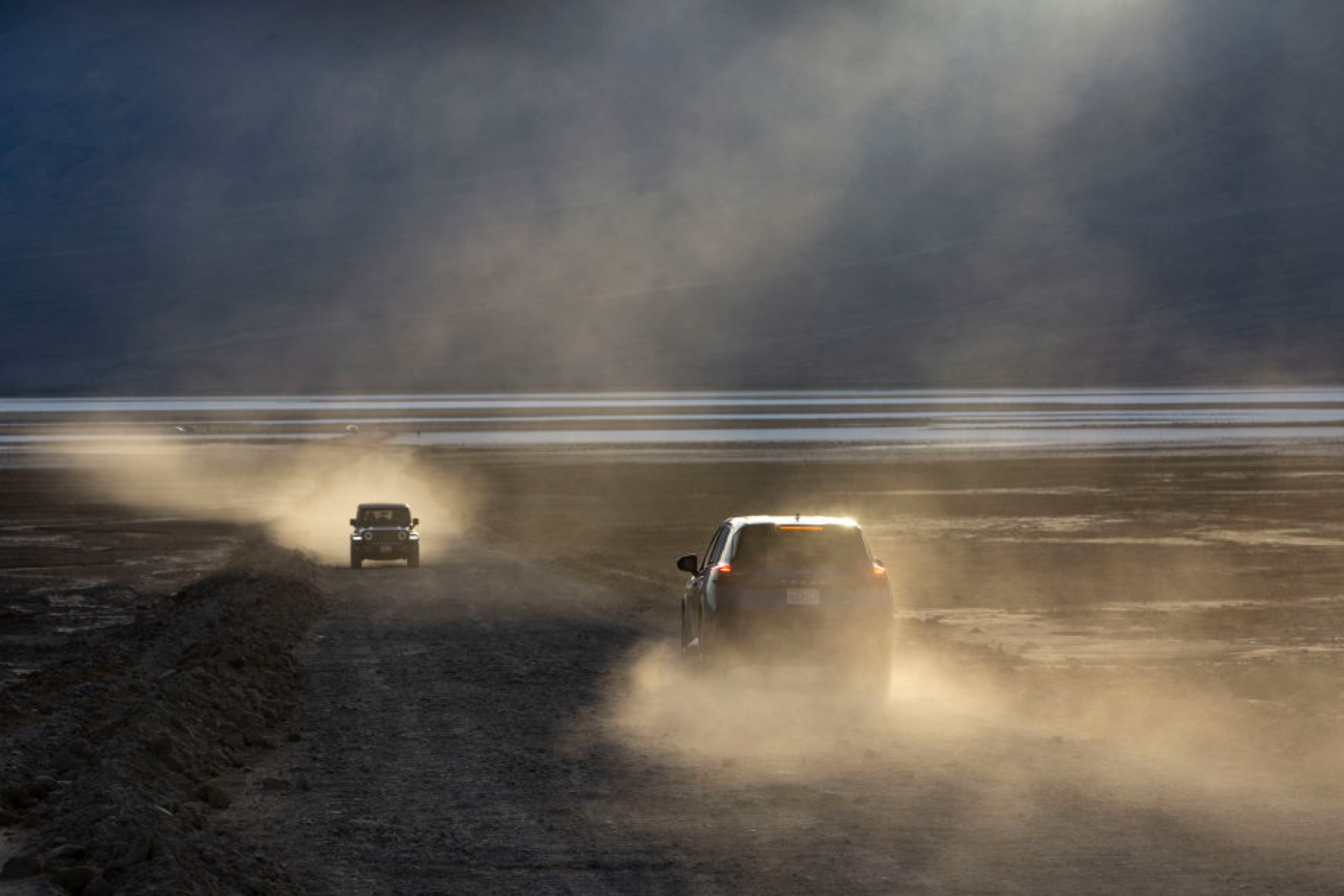 Thousands urged to stay inside in California<br><br>