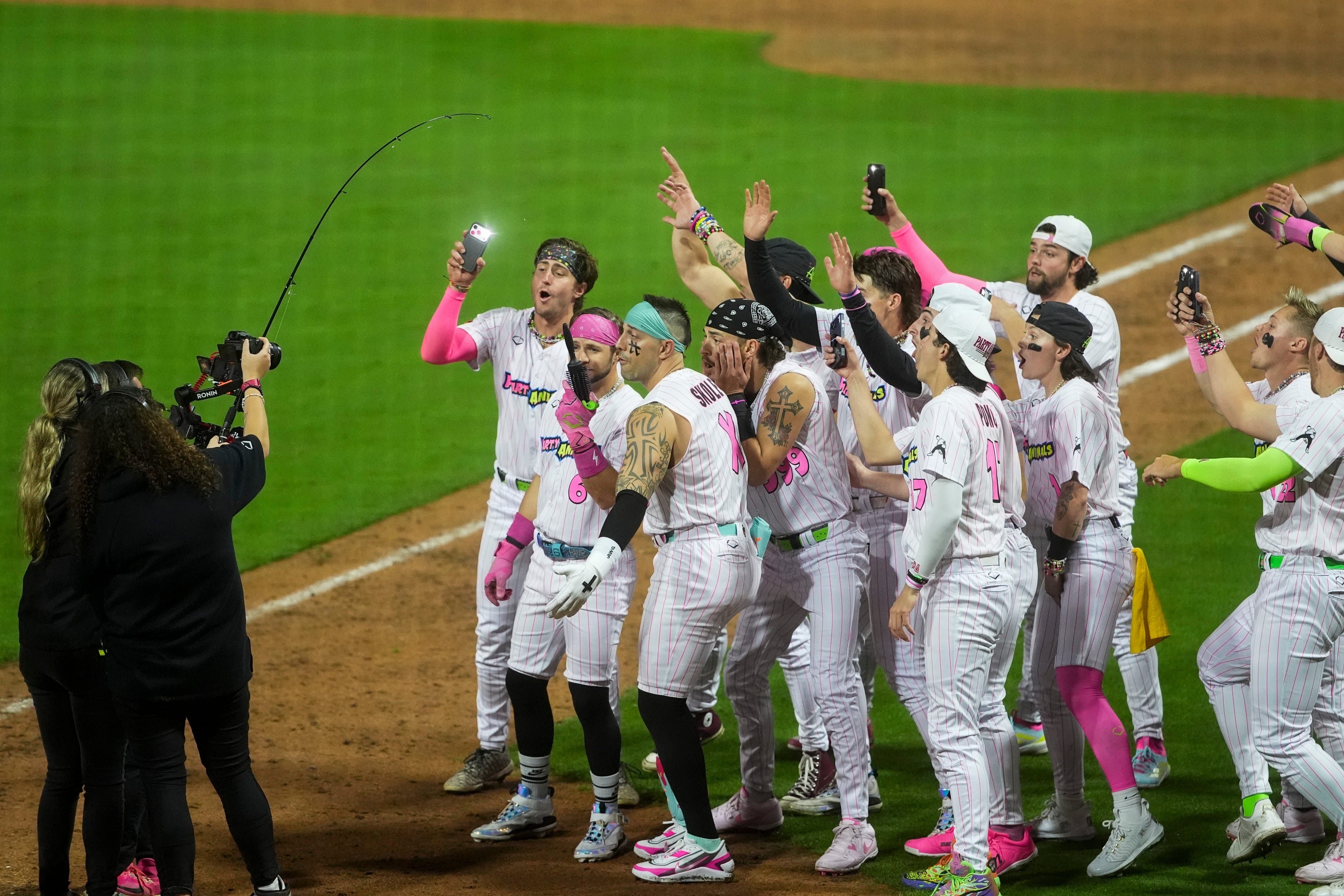 Banana Ball makes Memphis debut with sold-out crowd and a walk-off win