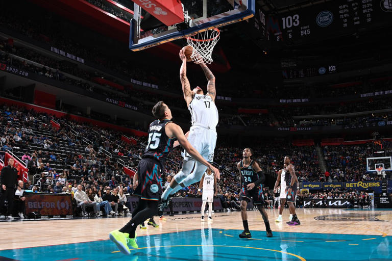 Nets snap 10-game skid with stunning comeback win over shorthanded Pistons