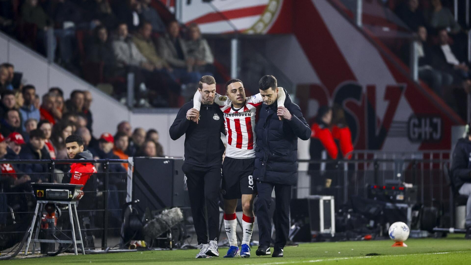 El defensa de USMNT Sergino Dest sufre una lesión a medida que se acerca la Copa del Mundo de 2026