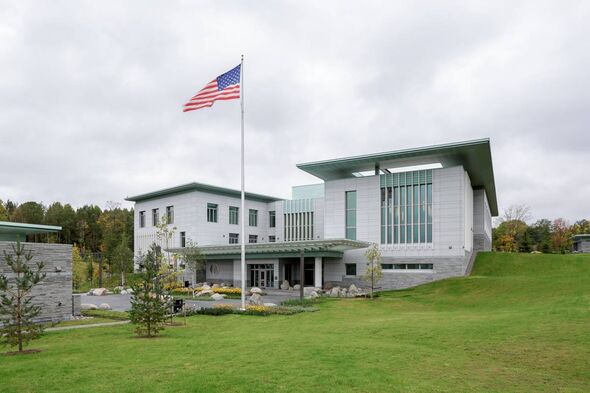 Explosion near US embassy in Oslo prompts major police response<br>