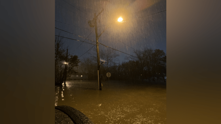 Road closures and power outages reported in Baton Rouge, surrounding ...