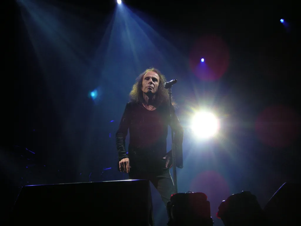 5. Robert Plant's Peer and Eternal Rival: Ronnie James Dio - Heavy Metal's Operatic Soul (Image Credits: Wikimedia)