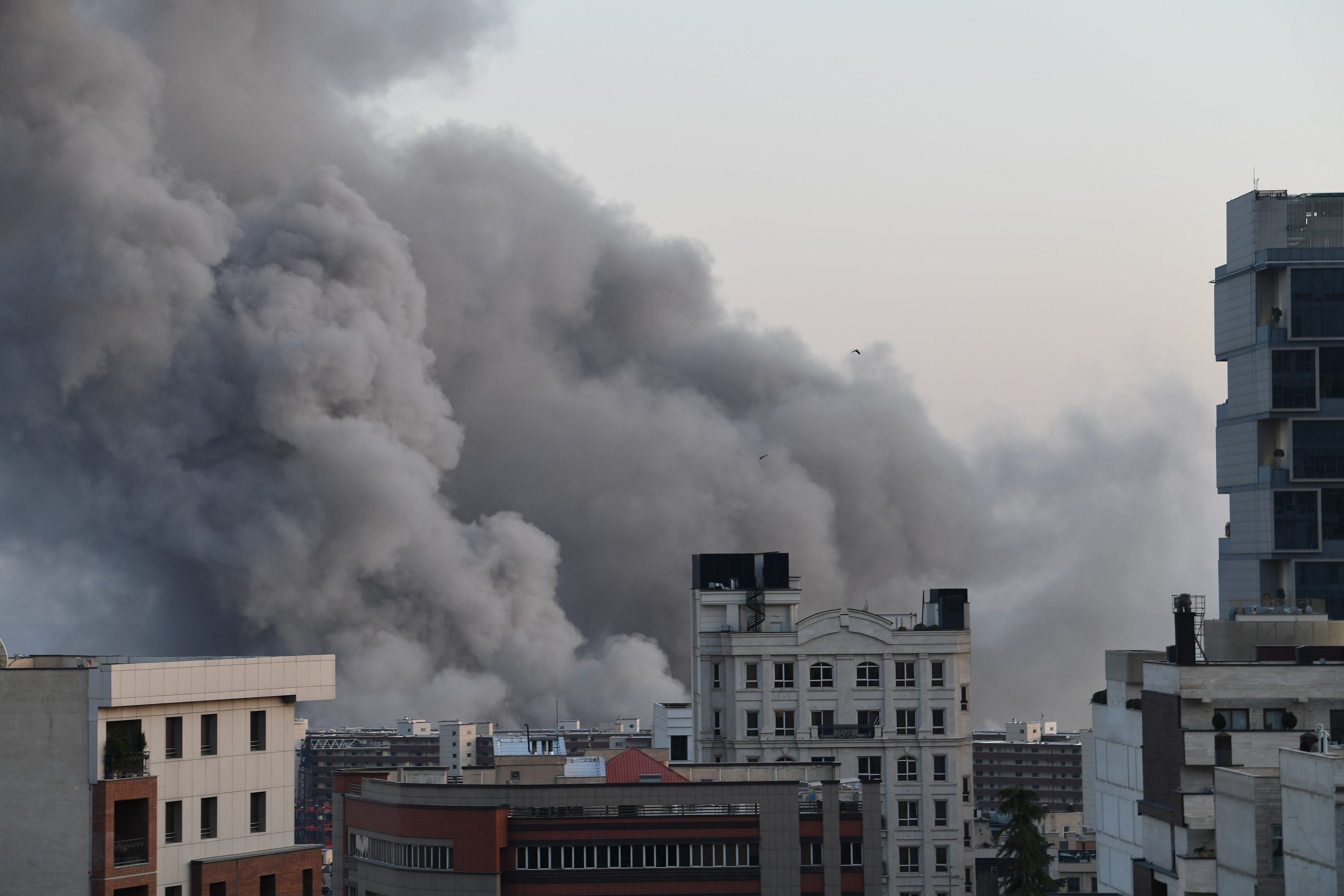 Aumentan a cerca de 1.560 los muertos en Irán por la ofensiva de Israel ...