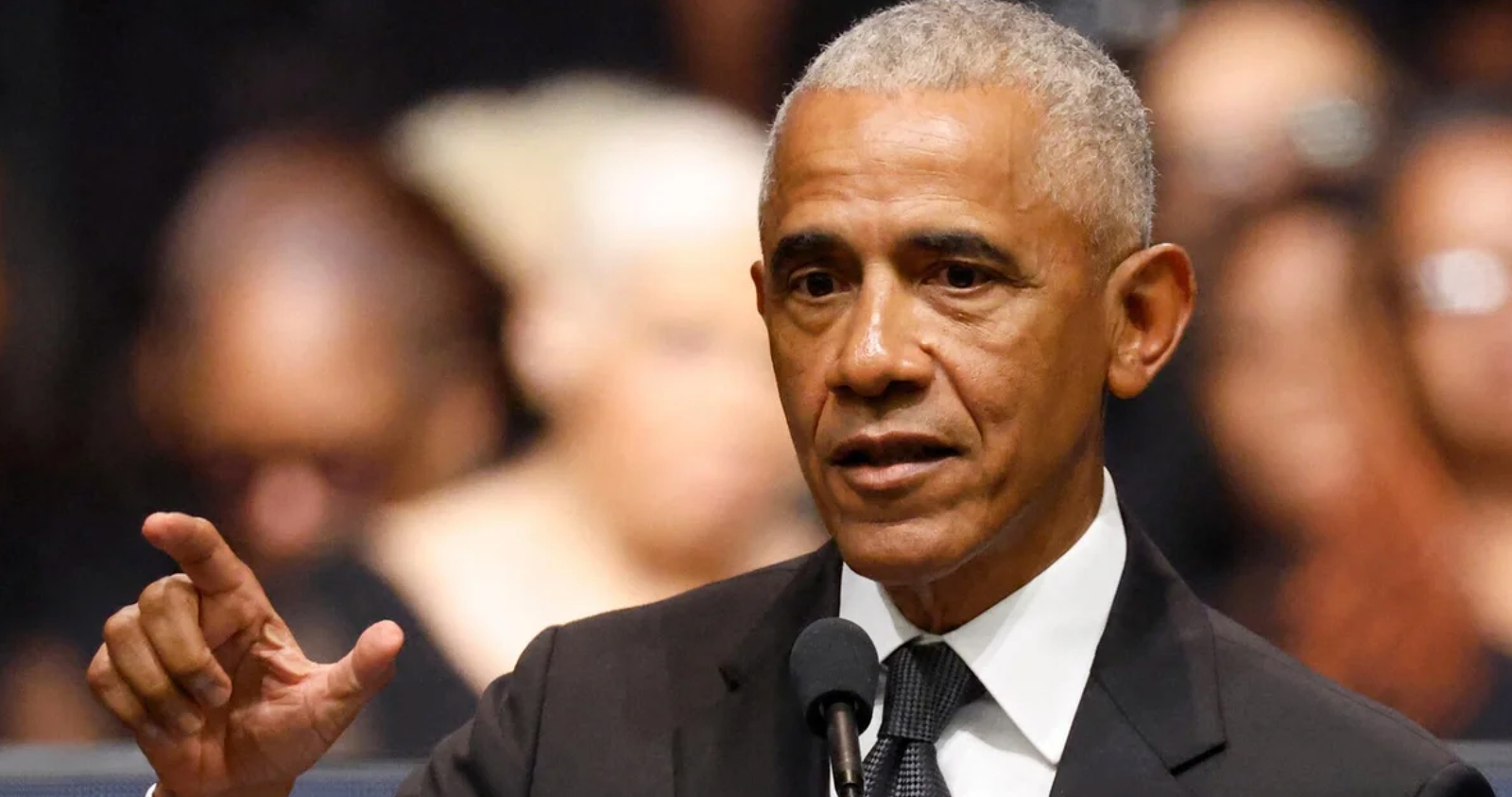 Obama launches ferocious attack on Trump as he breaks down in tears at ...