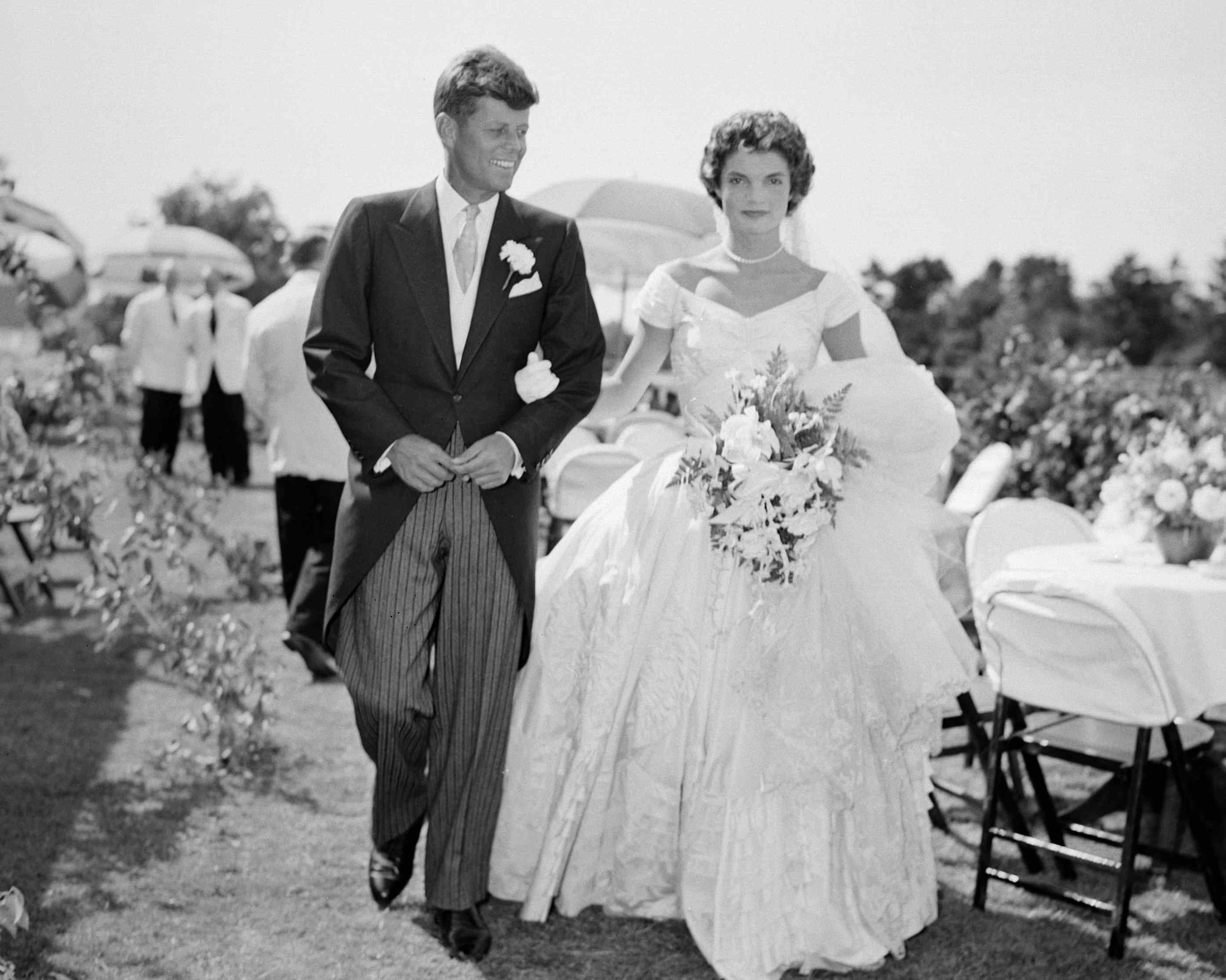 All about Jackie Kennedy's wedding dress, which was destroyed and ...