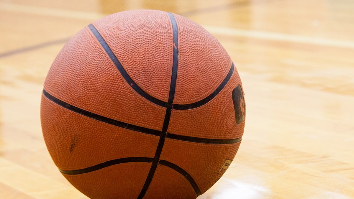 Minnesota basketball team loses by nearly 30 points after allegedly ...