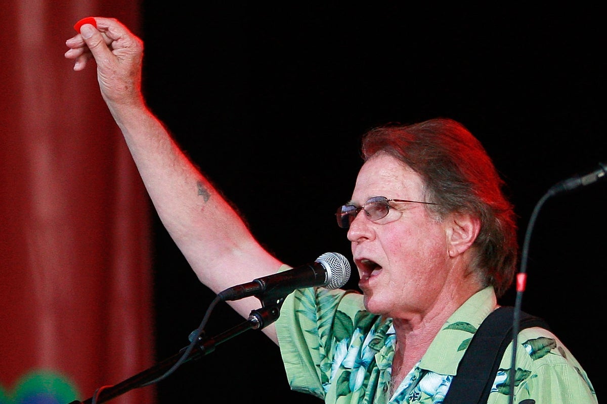 Country Joe McDonald dies at 80