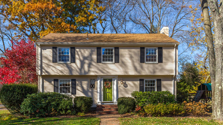 13 home building styles from the last century, and how they've evolved