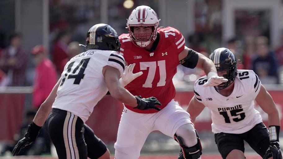 Wisconsin's Riley Mahlman's position change, in-season growth ...