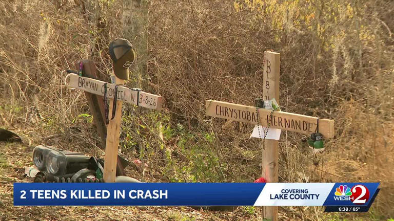 Family, friends gather to mourn 2 Lake County teens killed in crash
