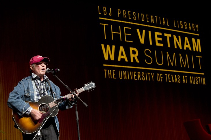 Country Joe McDonald, nghệ sĩ viết nhạc phản đối chiến tranh Việt Nam, qua đời