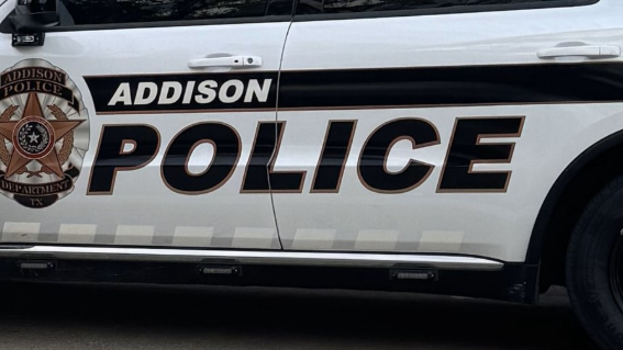 Off-duty Dallas officer shoots at suspects allegedly trying to steal ...