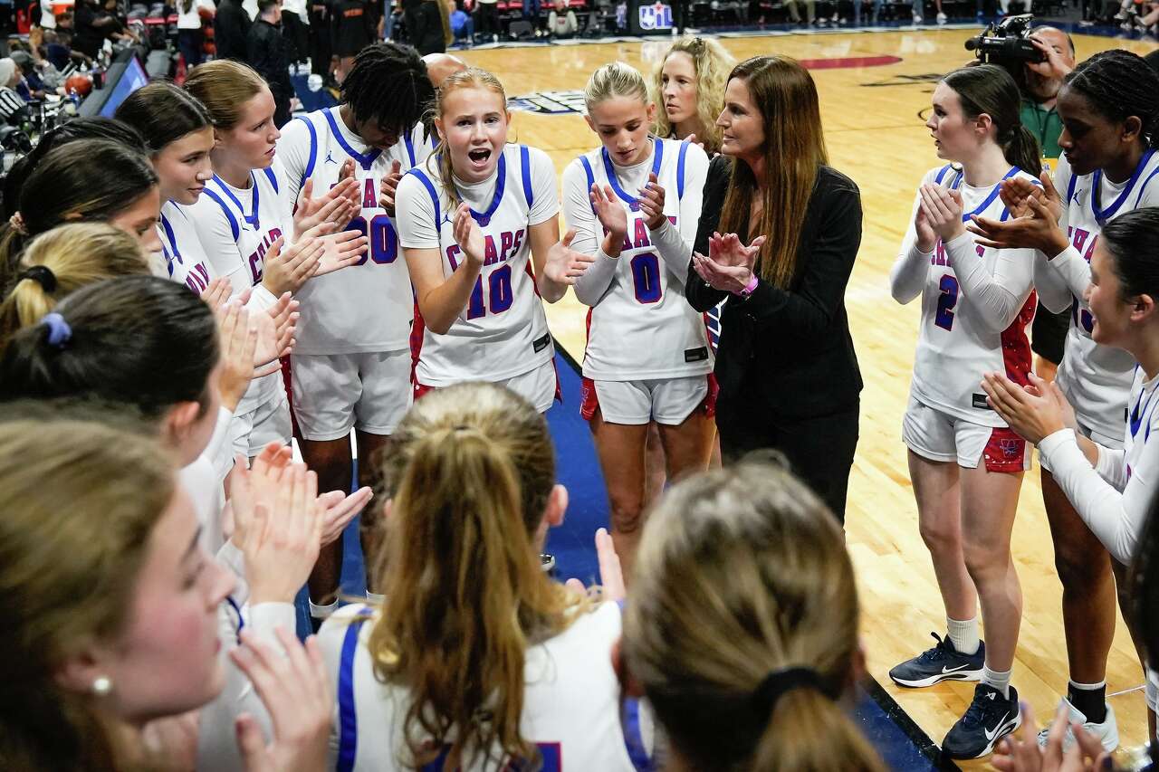 Westlake vs Lancaster girls basketball photos: Best moments of 2026 UIL ...