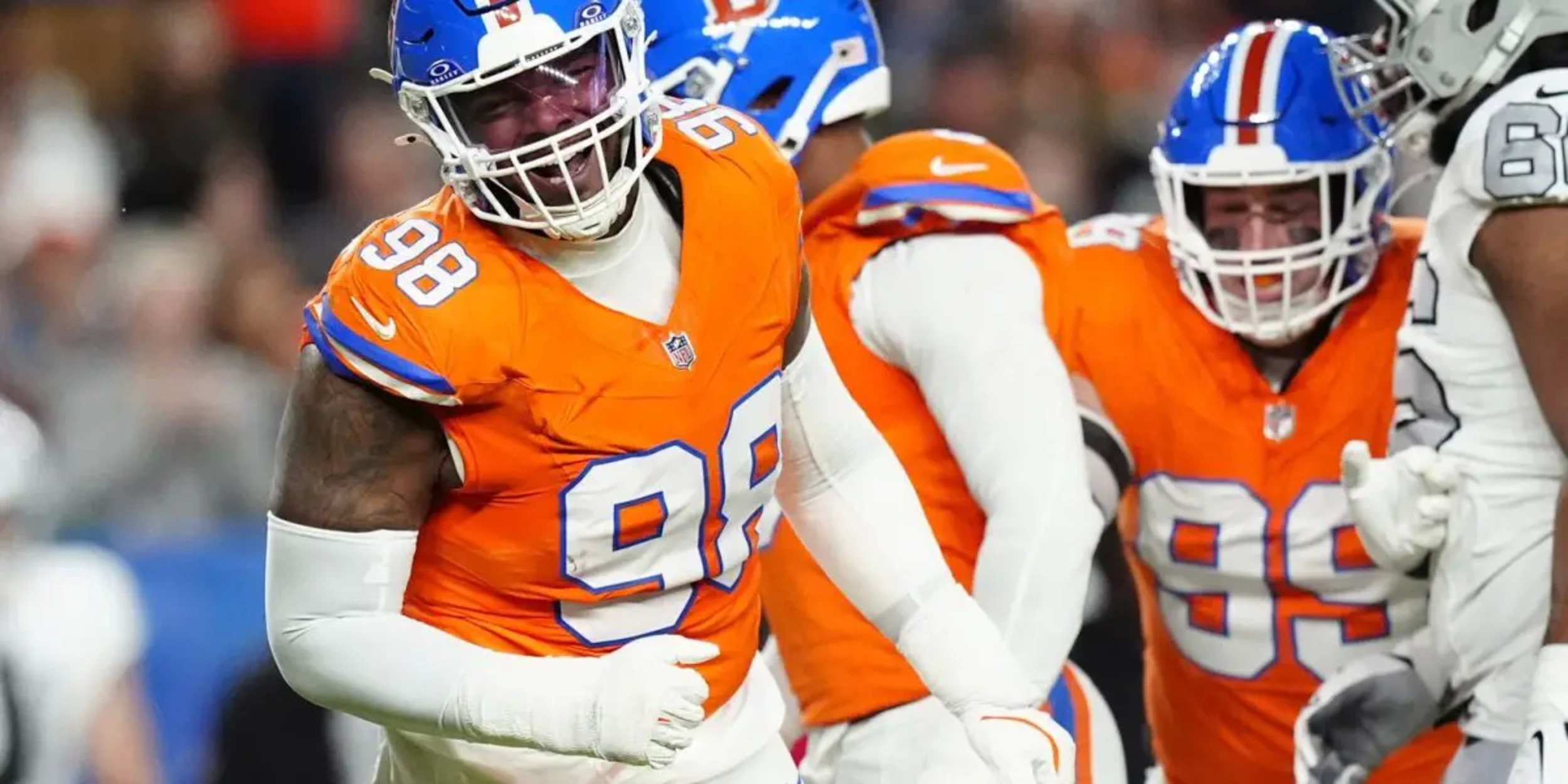 Chicago Bears could land monster 6-foot-4, 288-pound pass-rusher