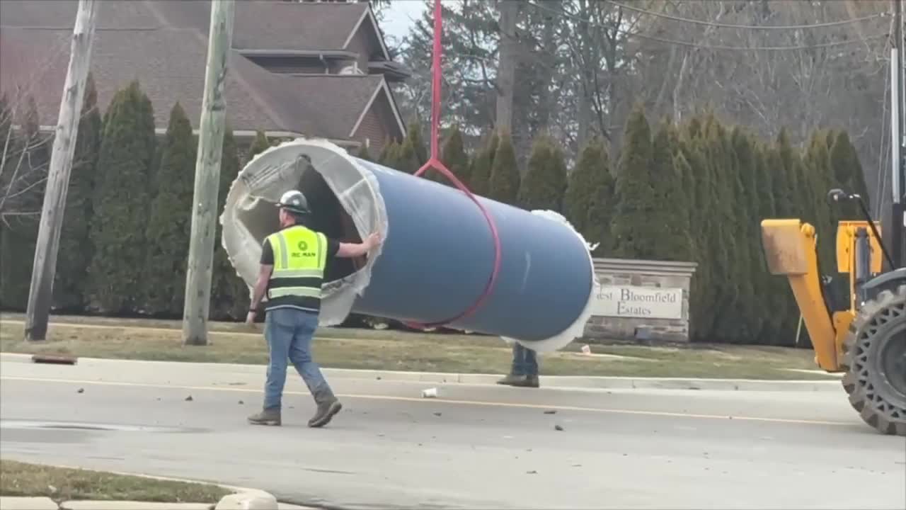 Water pressure returns in Novi & Walled Lake after water main break in ...