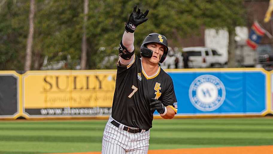 No. 10 Southern Miss jumps on North Alabama early, completes weekend sweep