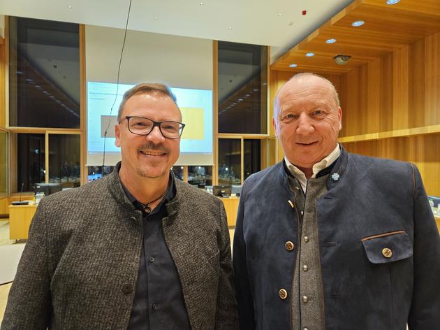 Stichwahl in Feldkirchen: Selbst sind die Kandidaten – Parteien ...