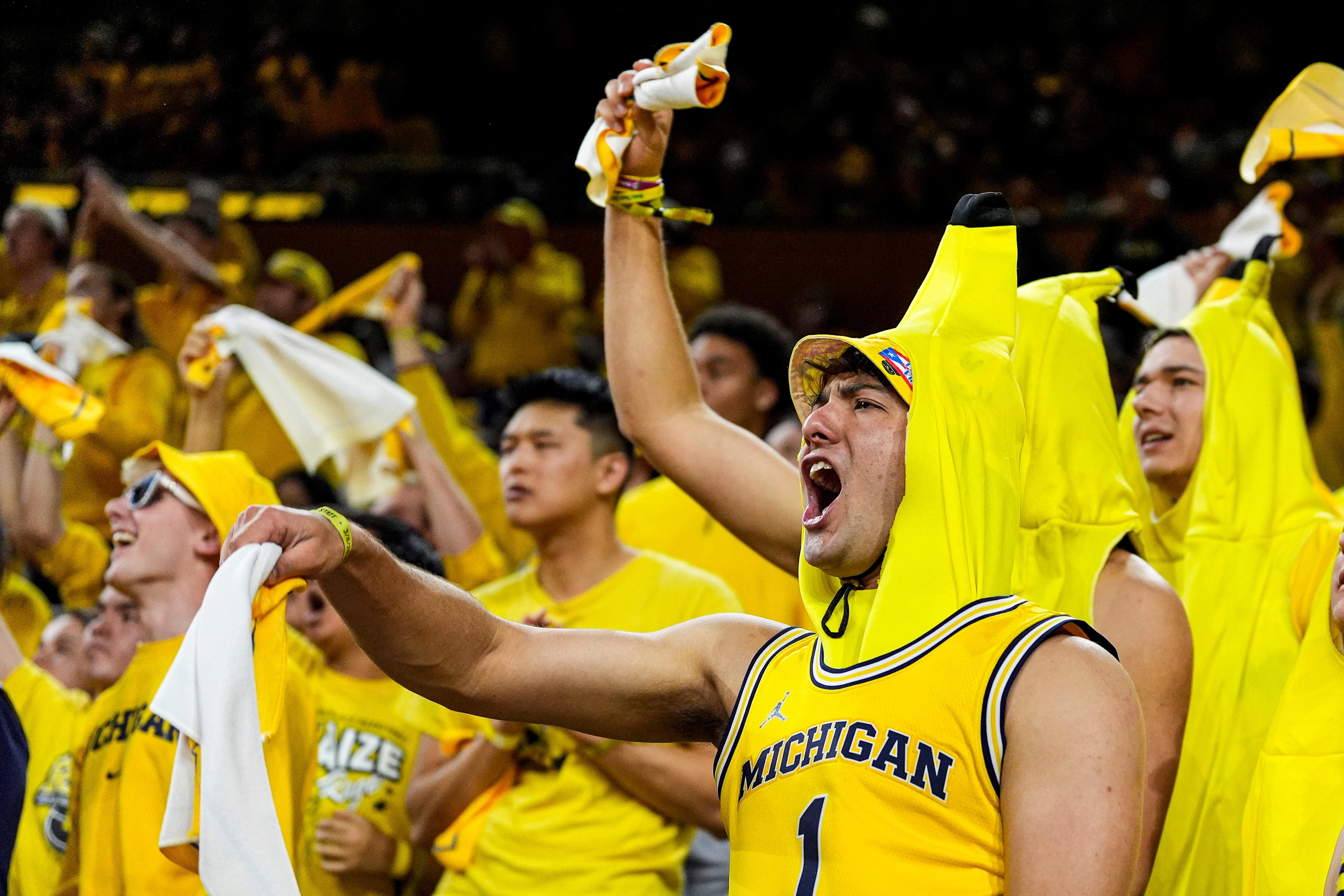 Will Michigan win NCAA national title? Here's what experts are saying