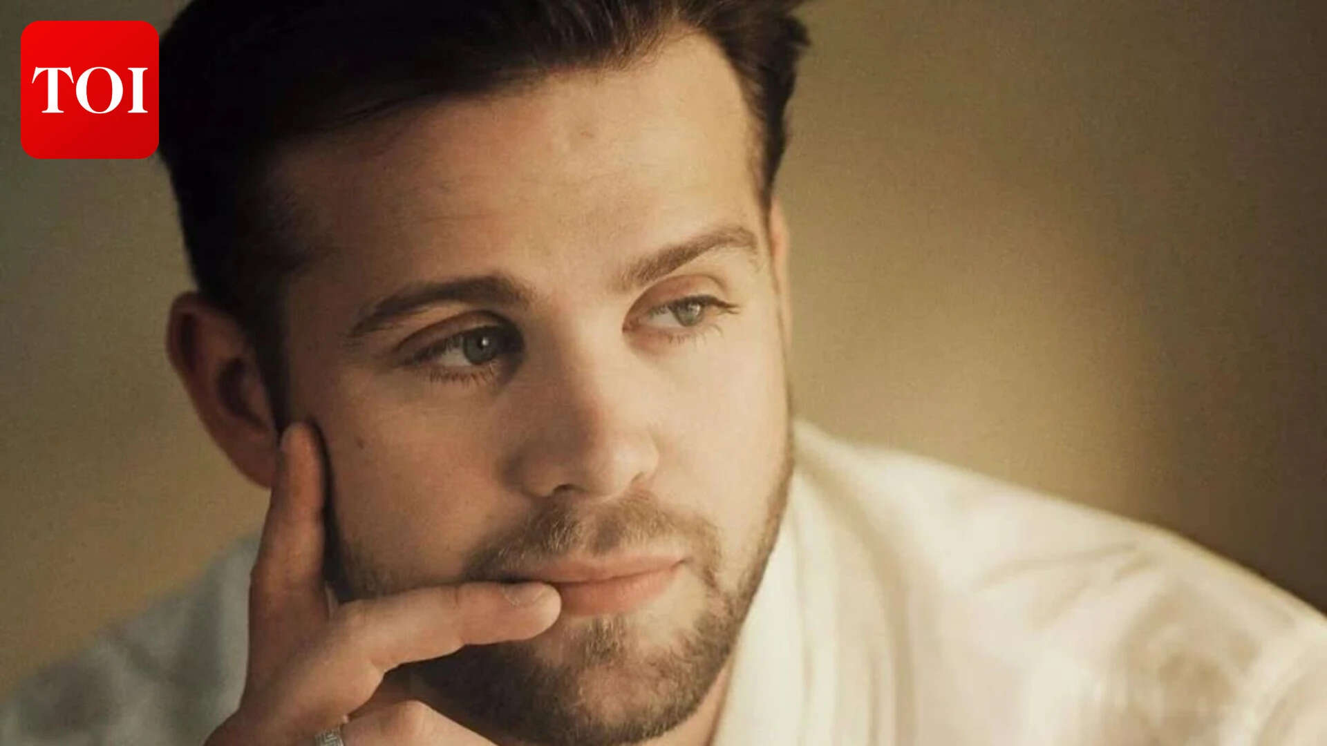 The White Lotus alum Leo Woodall in talks to play young Aragorn in The ...