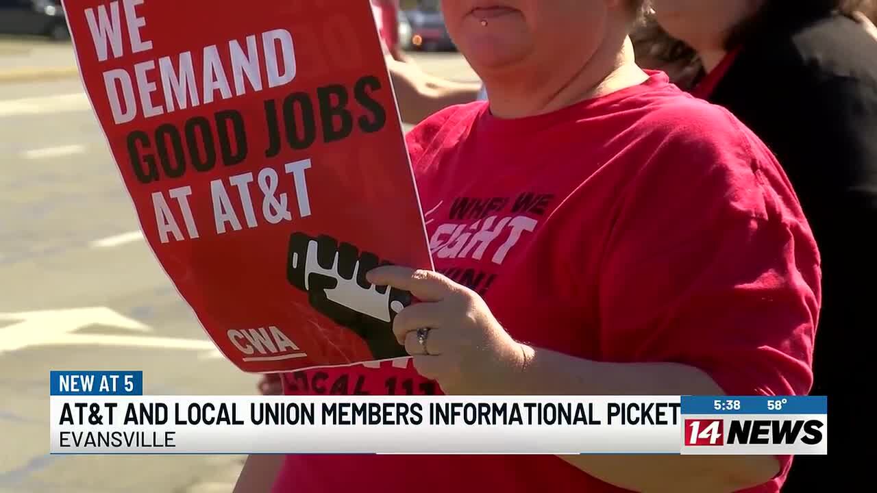 AT&T union members in Evansville host informational picket for better ...