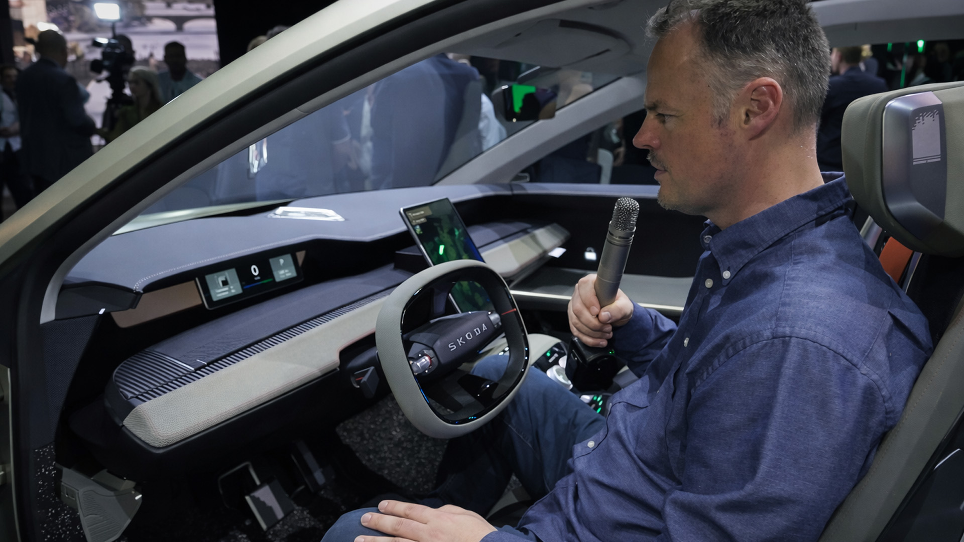 A closer look at the luxurious interior of the Skoda Vision 7S