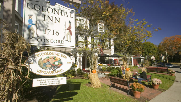 5 of America's oldest hotels that still offer nostalgic charm and rooms ...