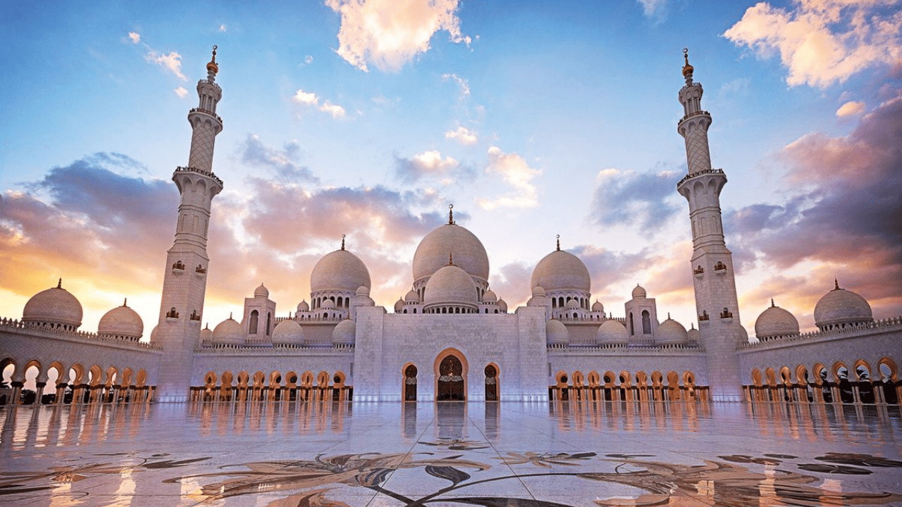 Explore most iconic mosques in Kerala to experience Eid ul Fitr 2026 ...