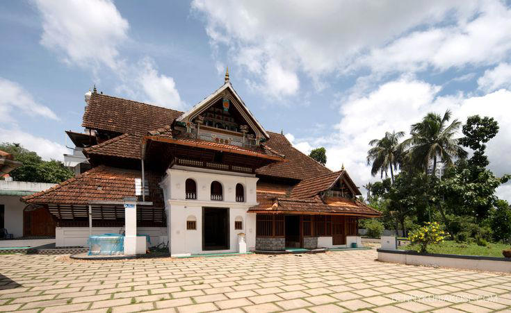 Explore most iconic mosques in Kerala to experience Eid ul Fitr 2026 ...