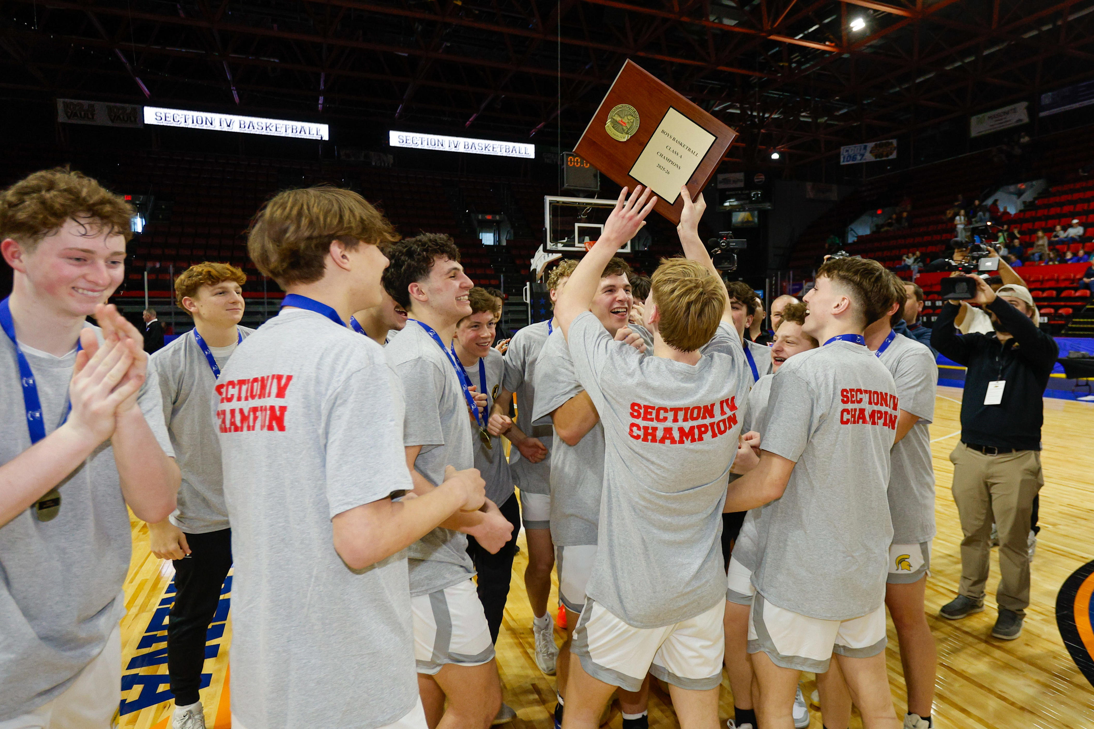 Vote for the 2026 athlete of the season for boys' winter sports