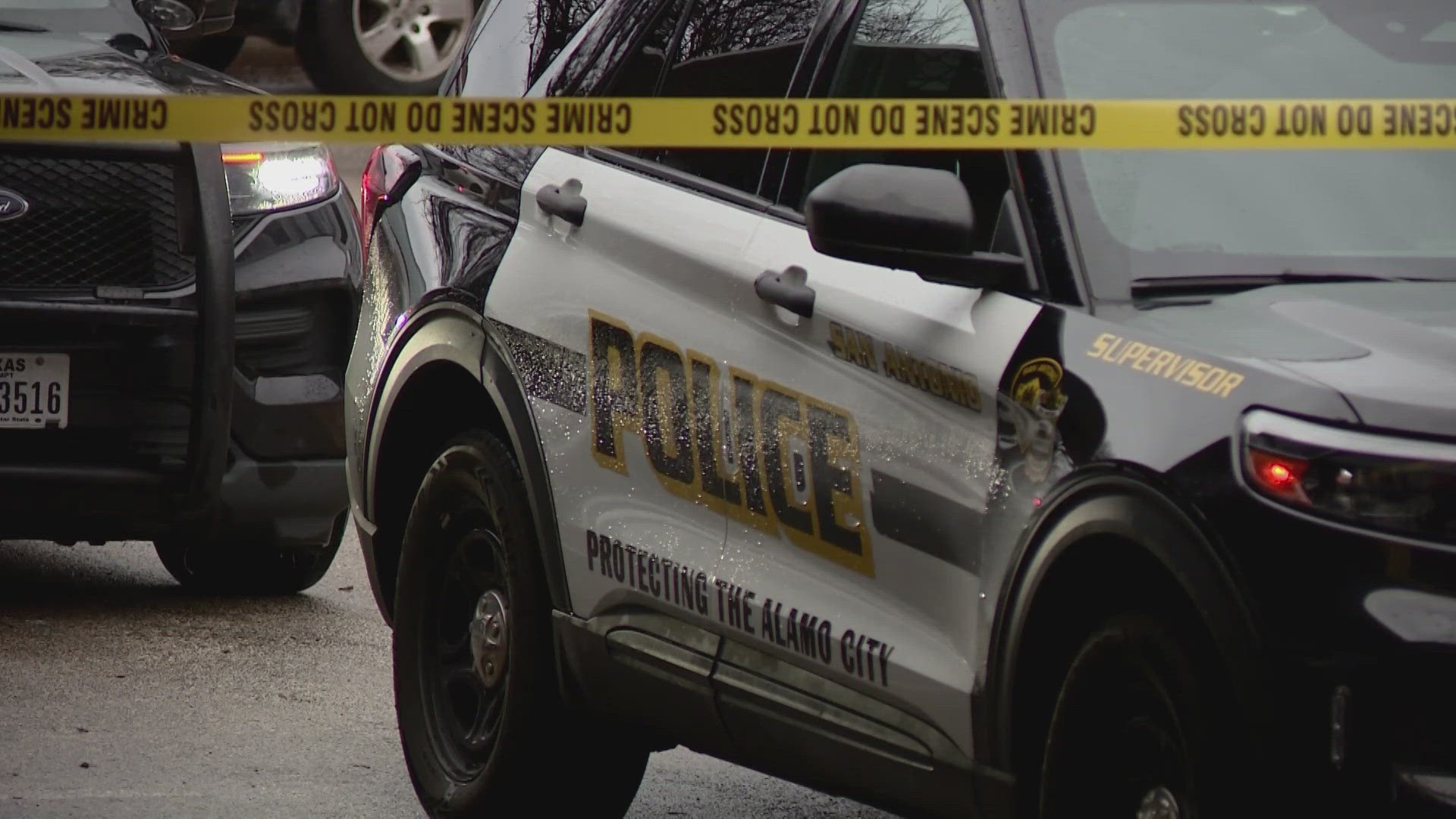 One man dead, another injured after shooting at west-side apartment ...