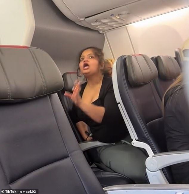 Obnoxious passenger erupts in fury as she's booted off plane for ...