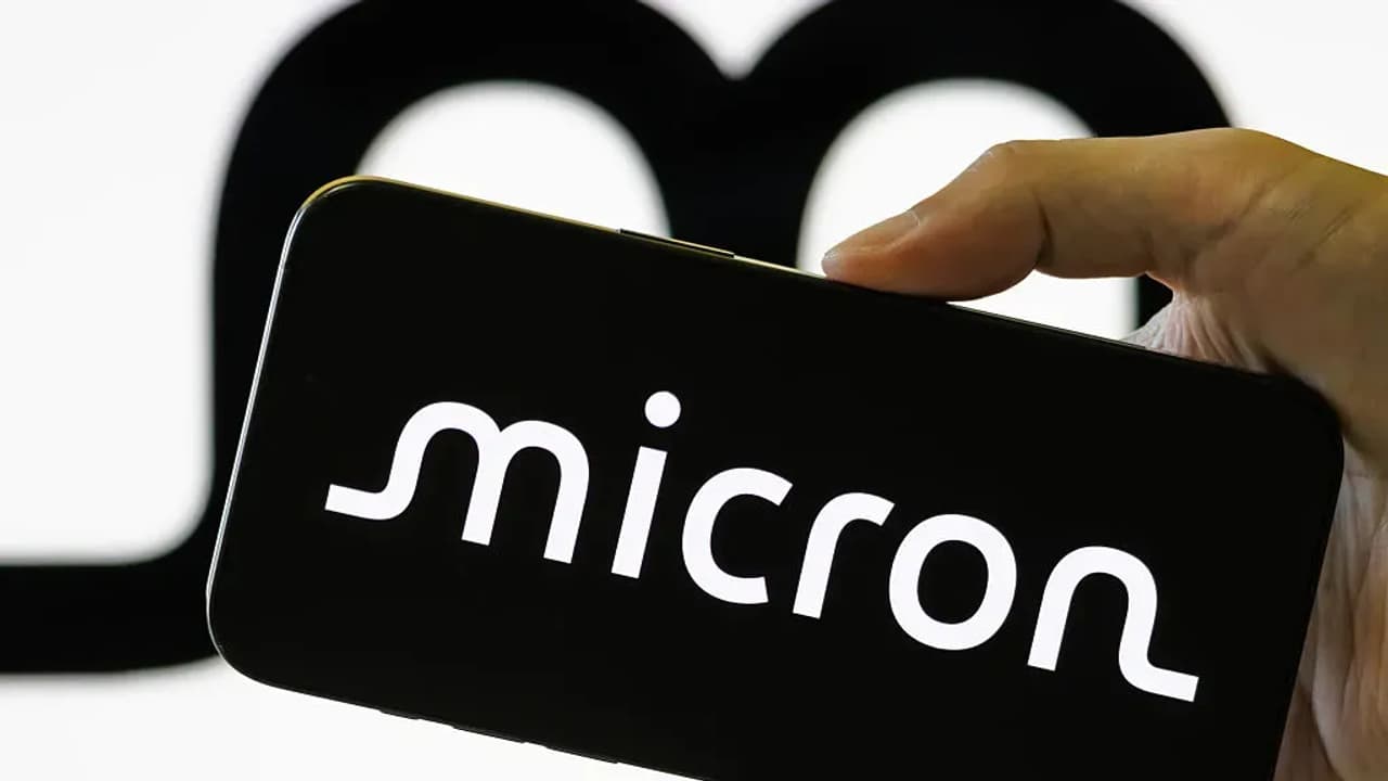 Micron stock draws buzz on S&P 100 inclusion: Analysts, traders expect ...
