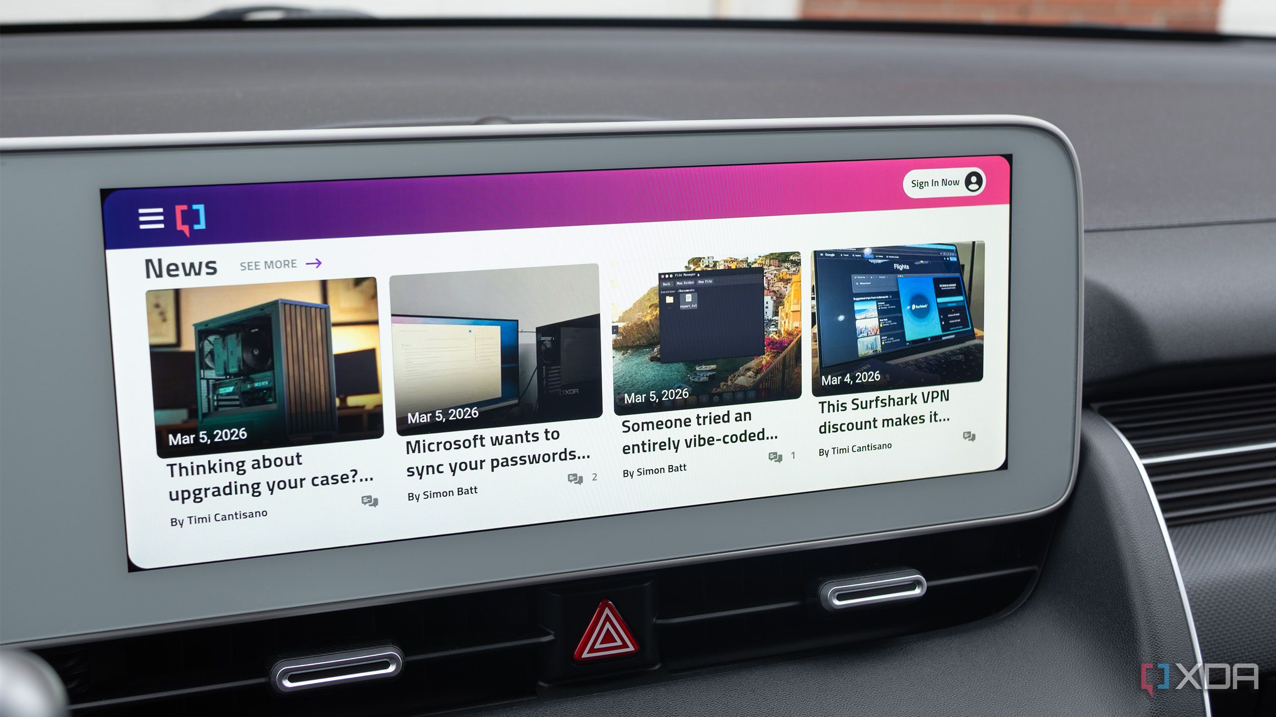 Yes, you can use a web browser in Android Auto (when you're parked)