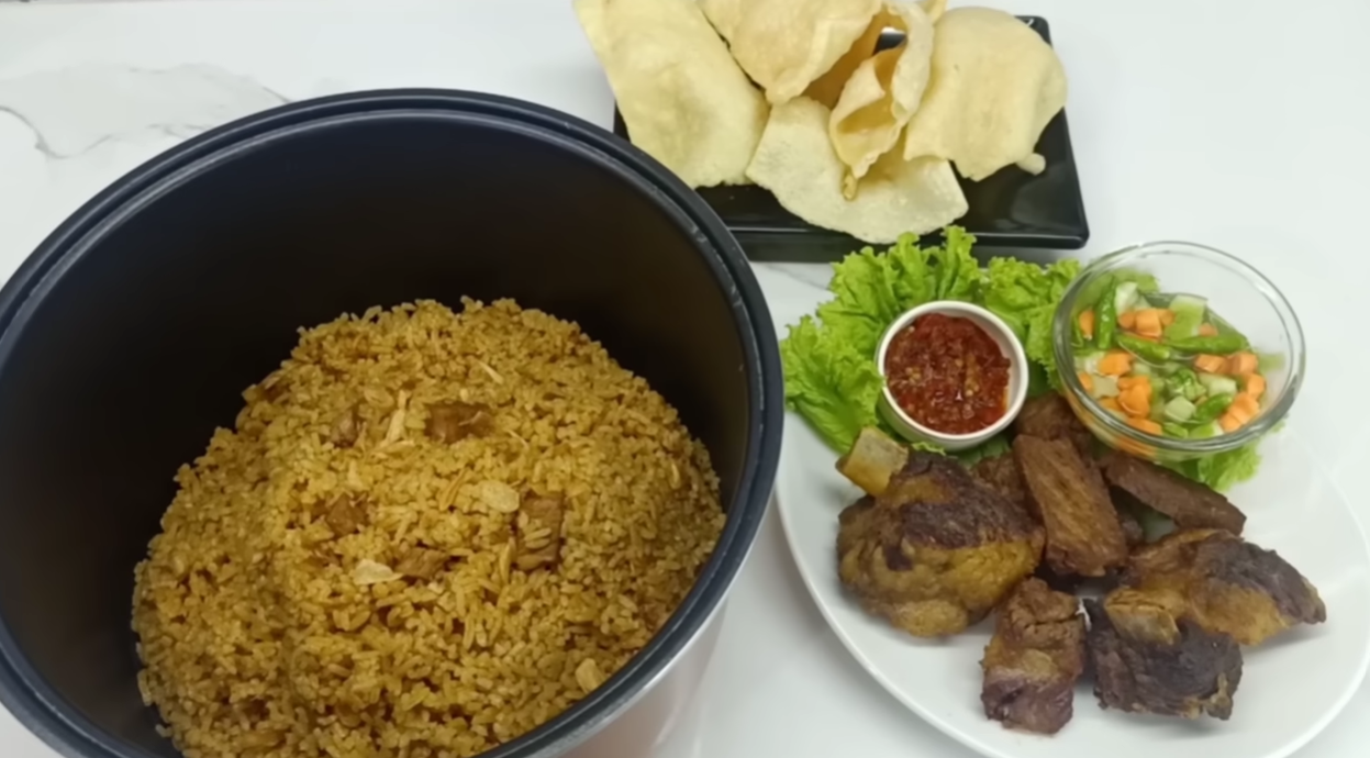 Resep nasi kebuli rice cooker, menu praktis dan lezat cocok untuk pemula