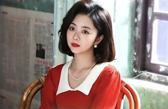 Đàm Tùng Vận được đánh giá cao khi chuyển mình