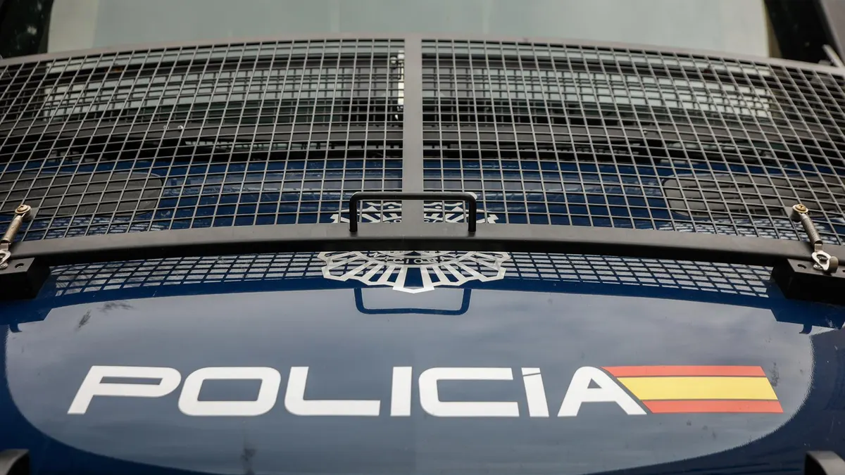 Muere un hombre tiroteado en el balcón de su casa en Alicante