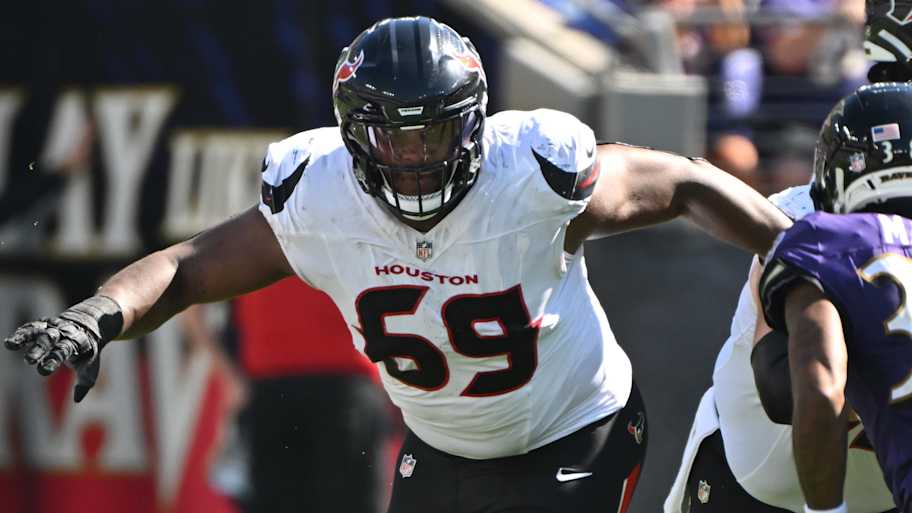 Report: Texans agree to terms with breakout OG on 3-year, $37.5 million deal ahead of free agency<br><br>
