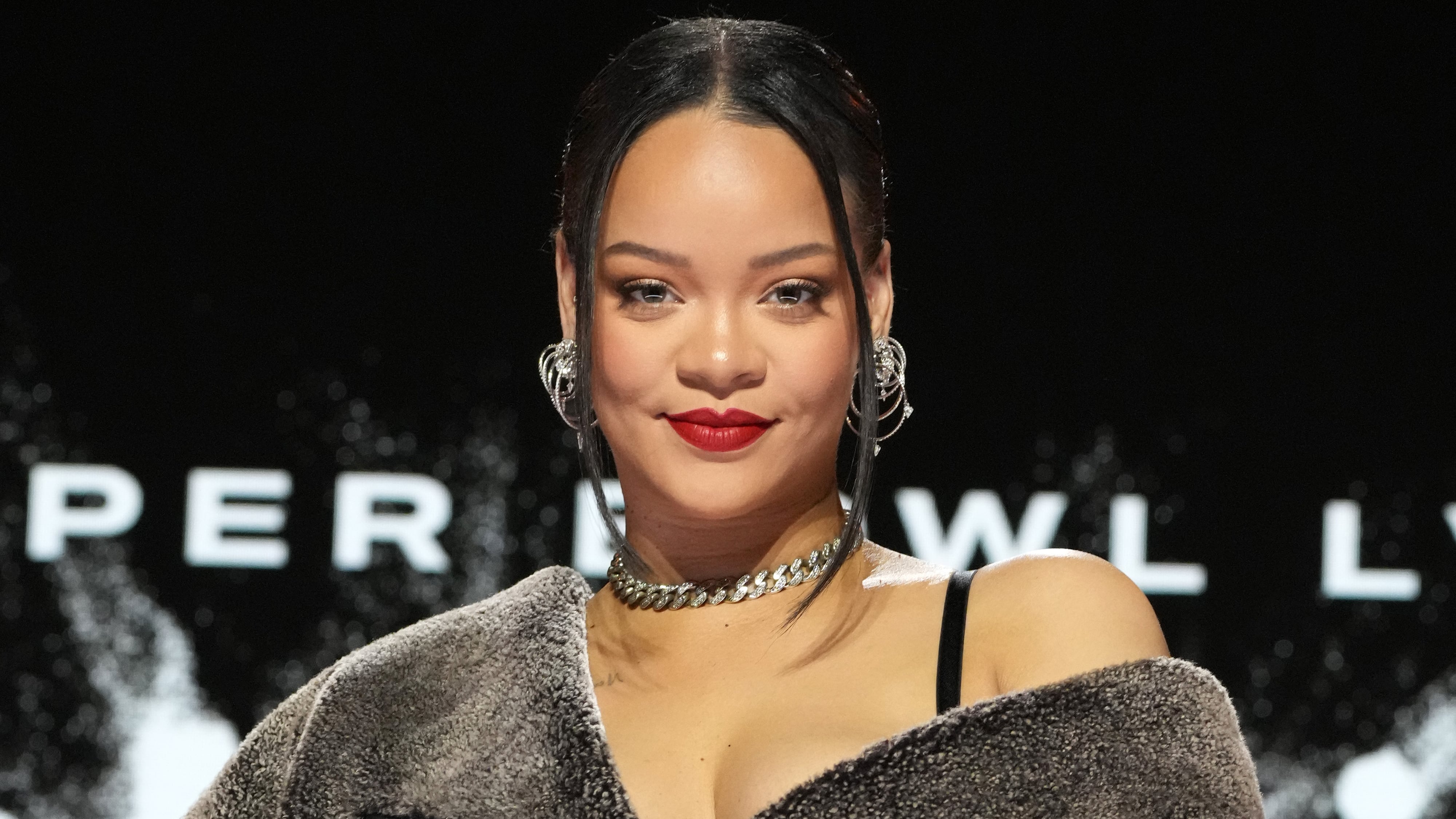 Officials reveal new details after Rihanna’s mansion shot up<br>