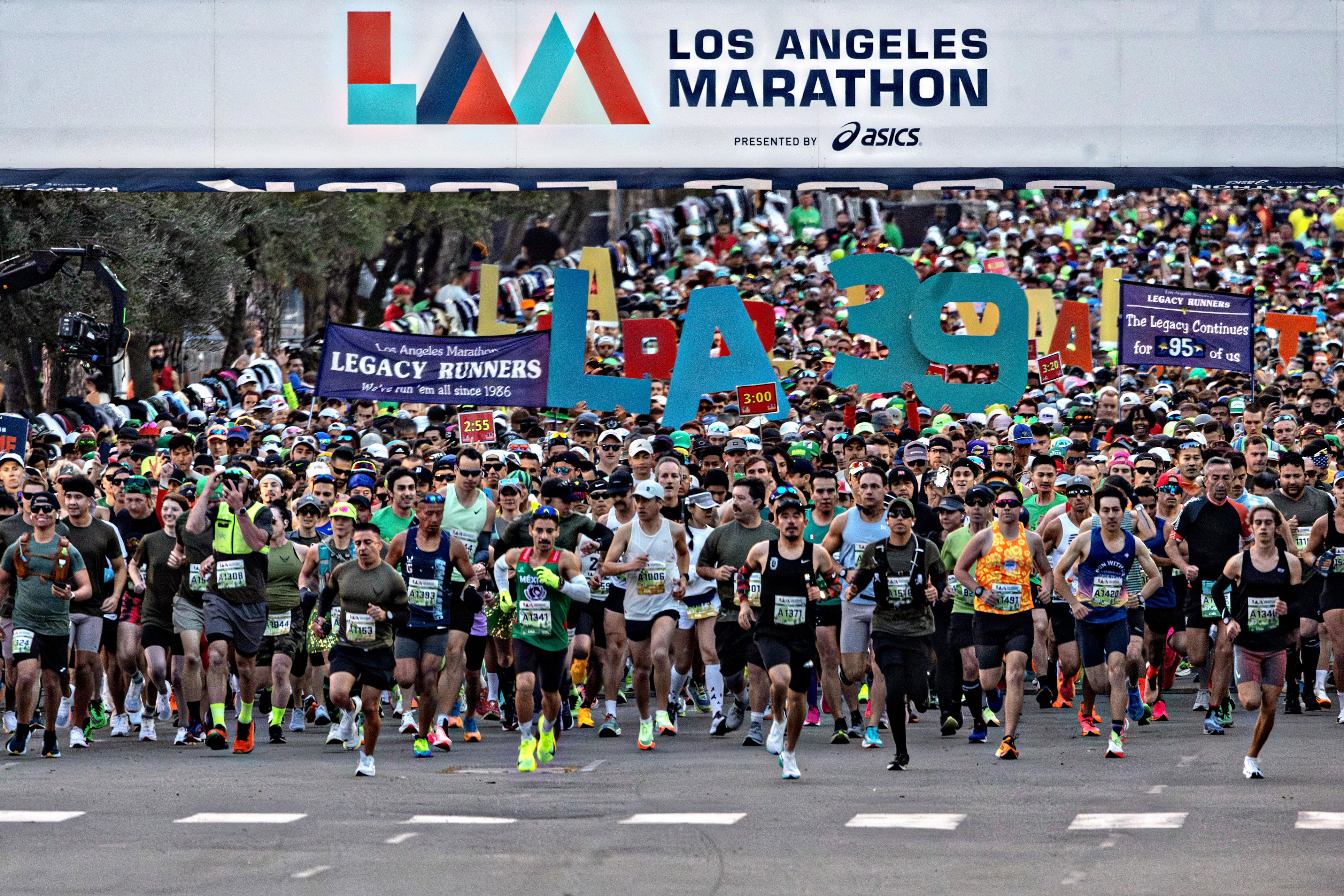 Who is Nathan Martin? High school coach wins closest LA Marathon in ...