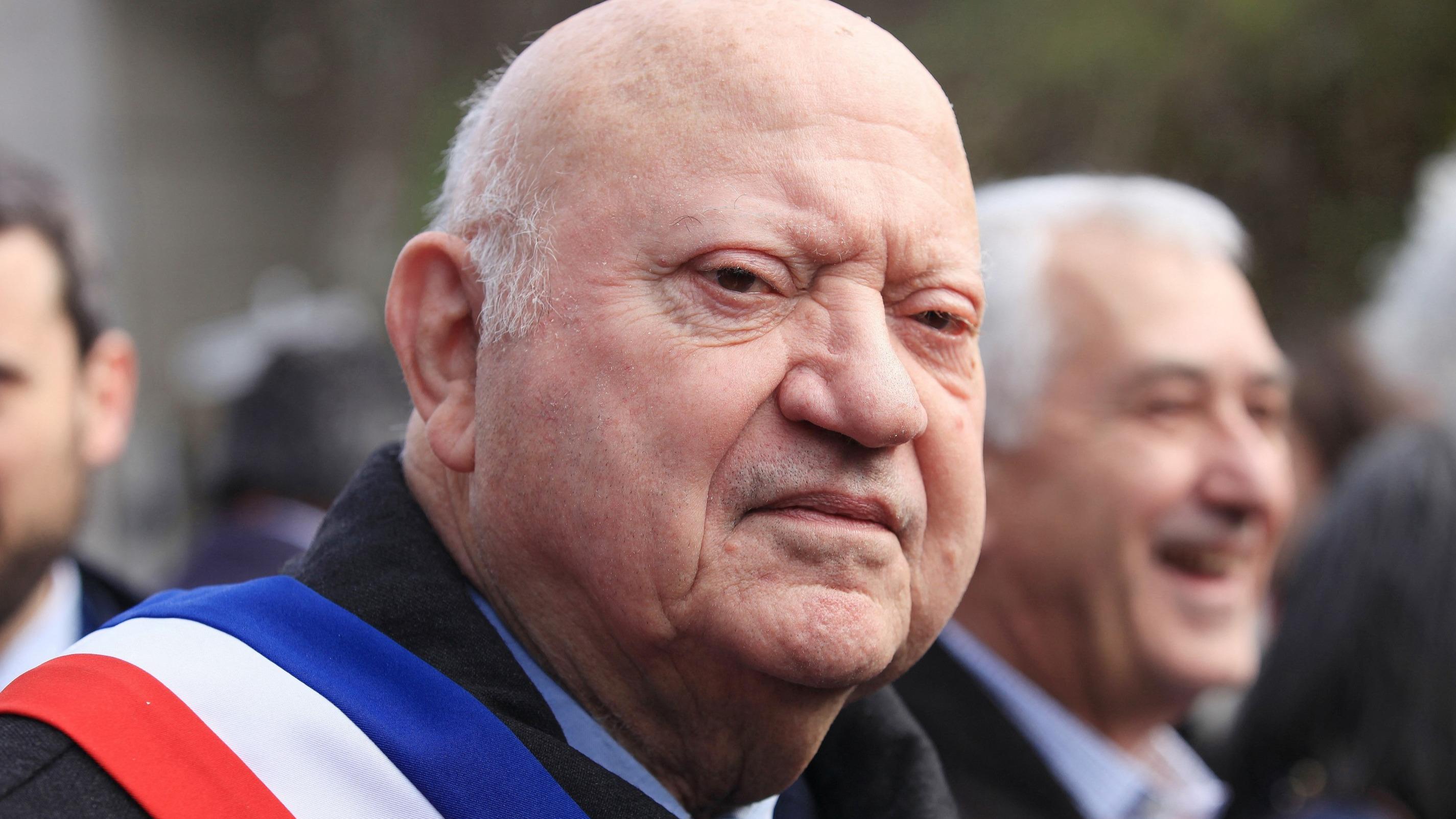 André Santini hospitalisé à 85 ans : le maire d’Issy-les-Moulineaux ...